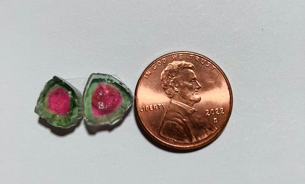 V 390 Tourmaline Slice