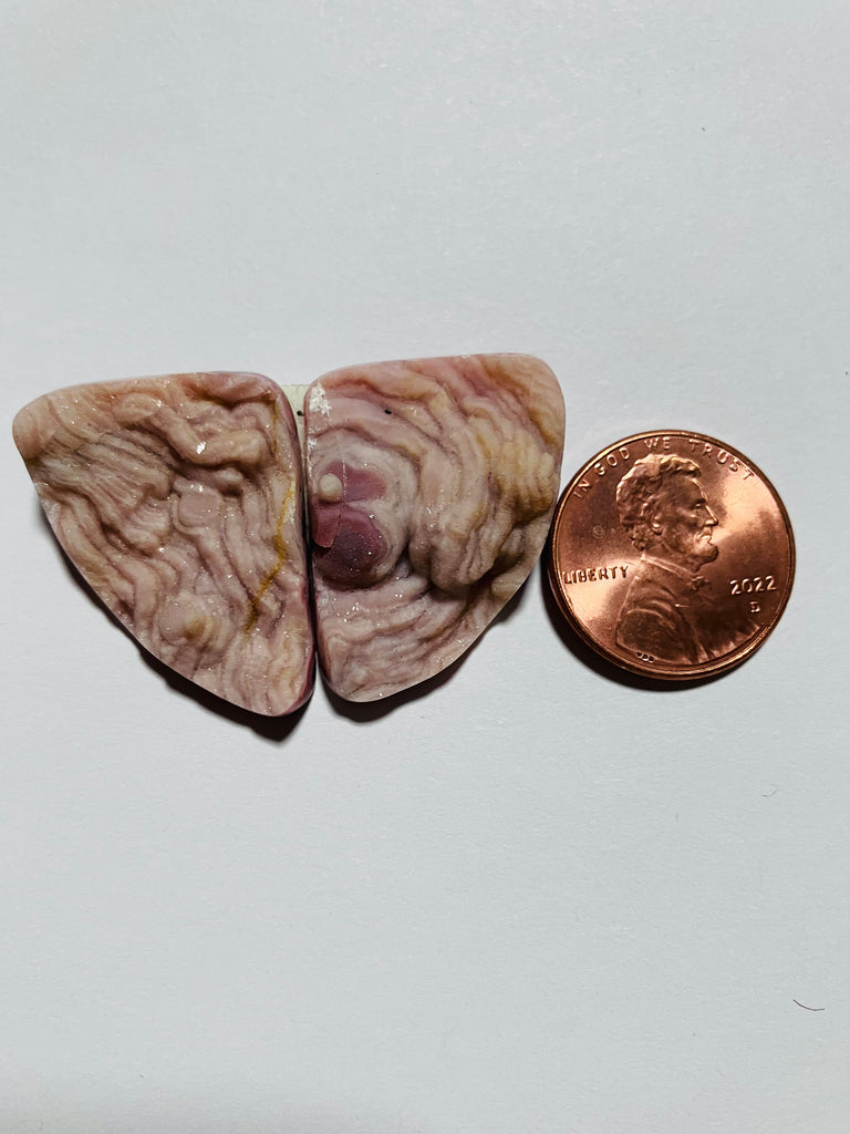 V 124 Moroccan Stalactite Quartz / Pair