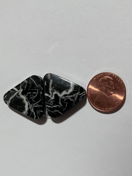 J 16 Tuxedo Jasper Pair