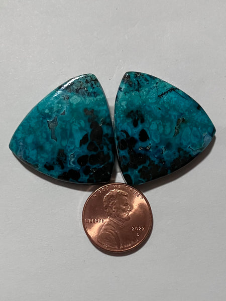 V 695 Chrysocolla / Psilomalane Pair